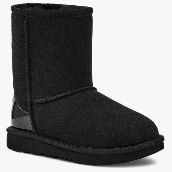 NEW UGG Size 8 Toddlers Classic II Water Resistant Shearling Lined Boot - Black - Picture 1 of 6